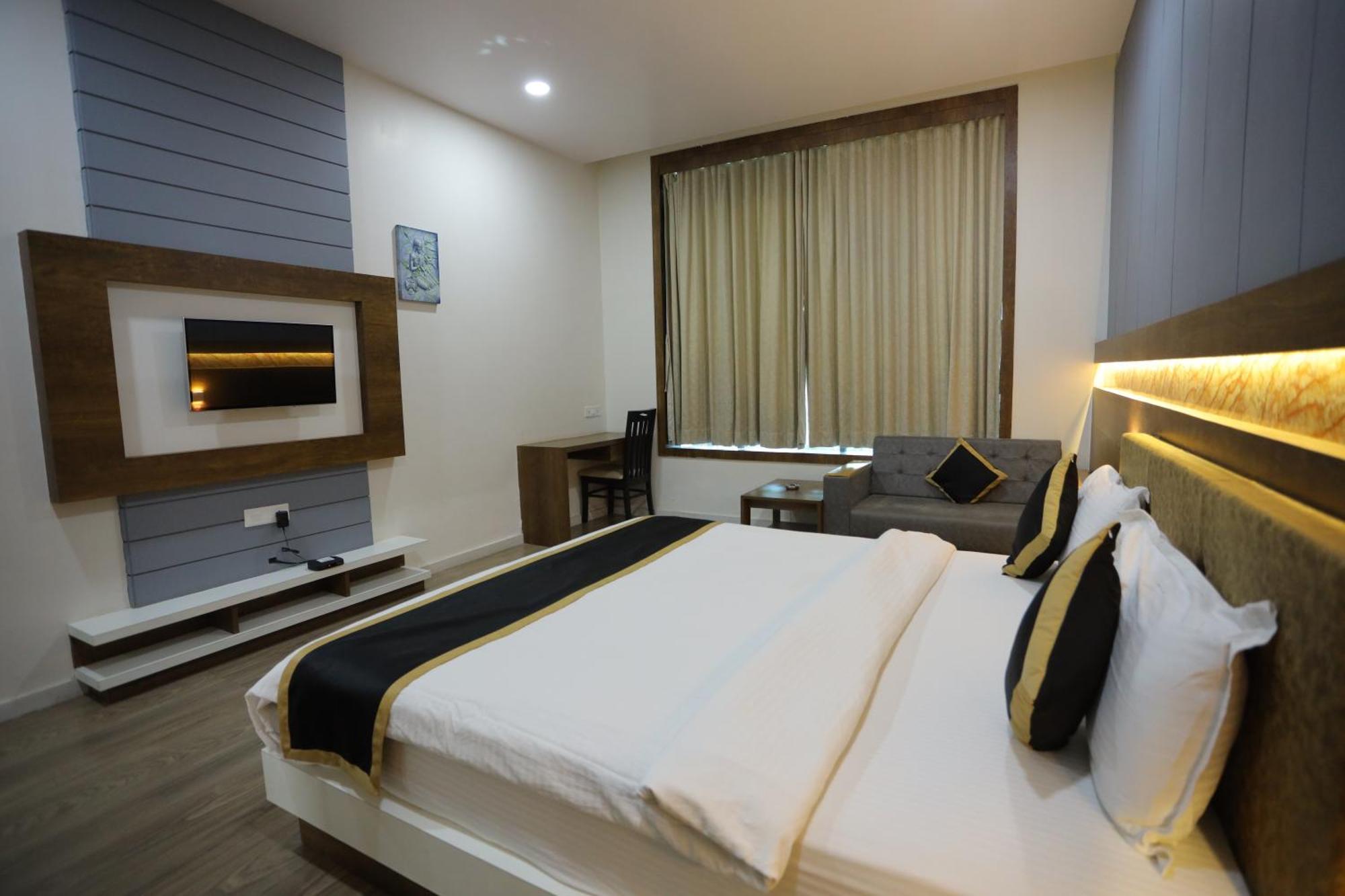 Somnāth The Grand Astoria Somanth酒店 外观 照片