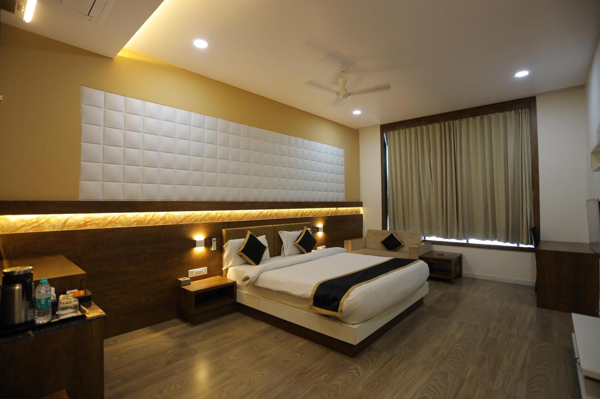 Somnāth The Grand Astoria Somanth酒店 外观 照片