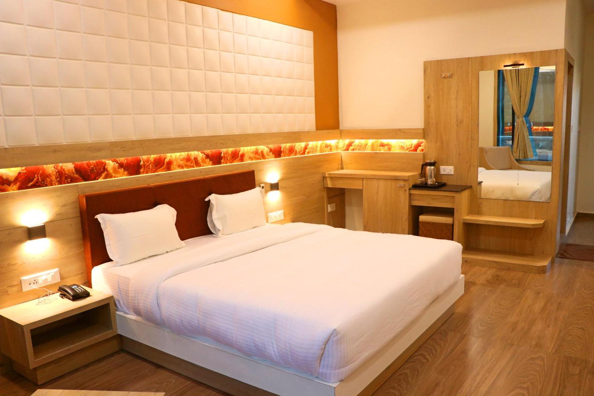 Somnāth The Grand Astoria Somanth酒店 外观 照片