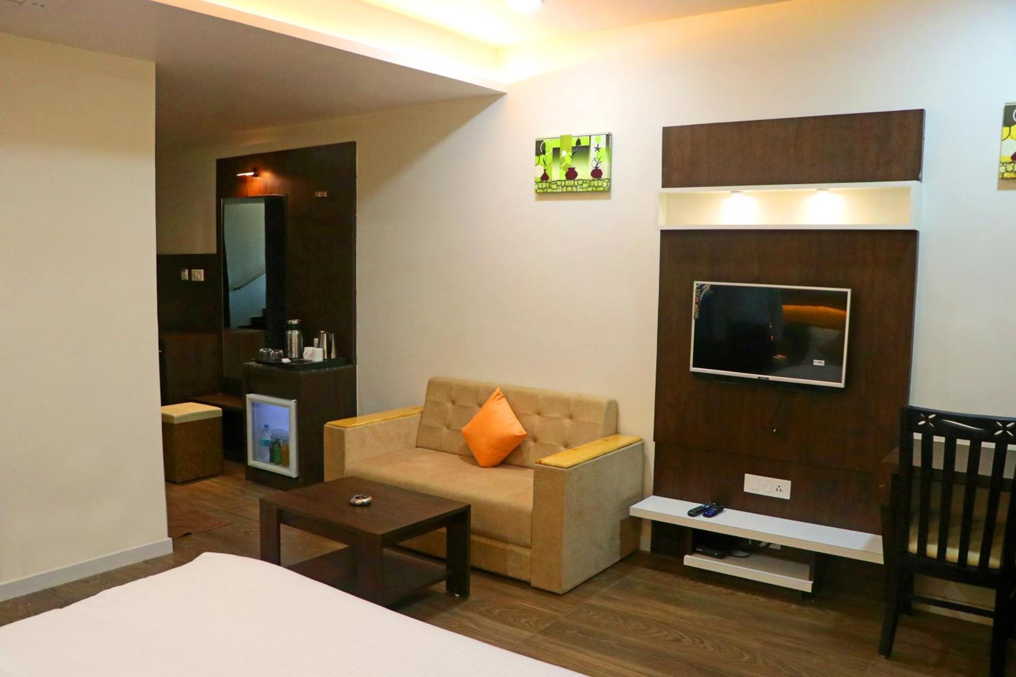 Somnāth The Grand Astoria Somanth酒店 外观 照片
