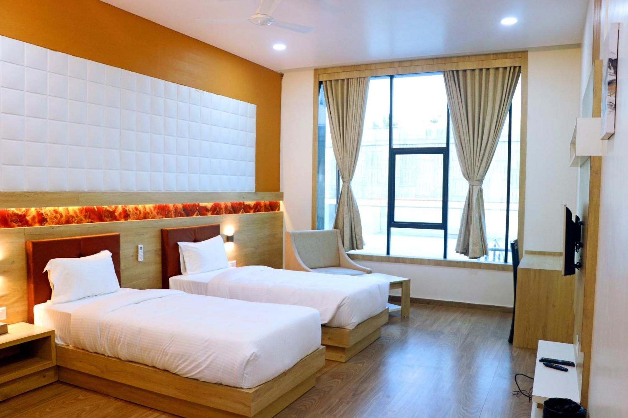 Somnāth The Grand Astoria Somanth酒店 外观 照片