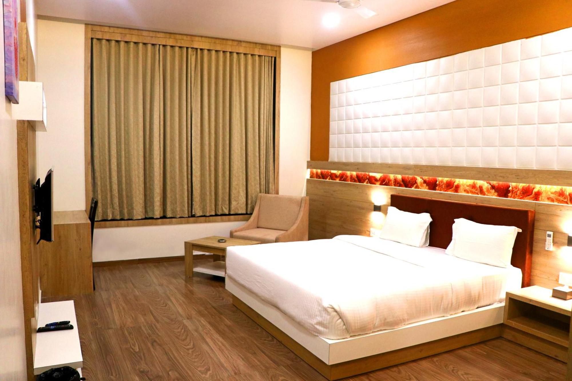 Somnāth The Grand Astoria Somanth酒店 外观 照片